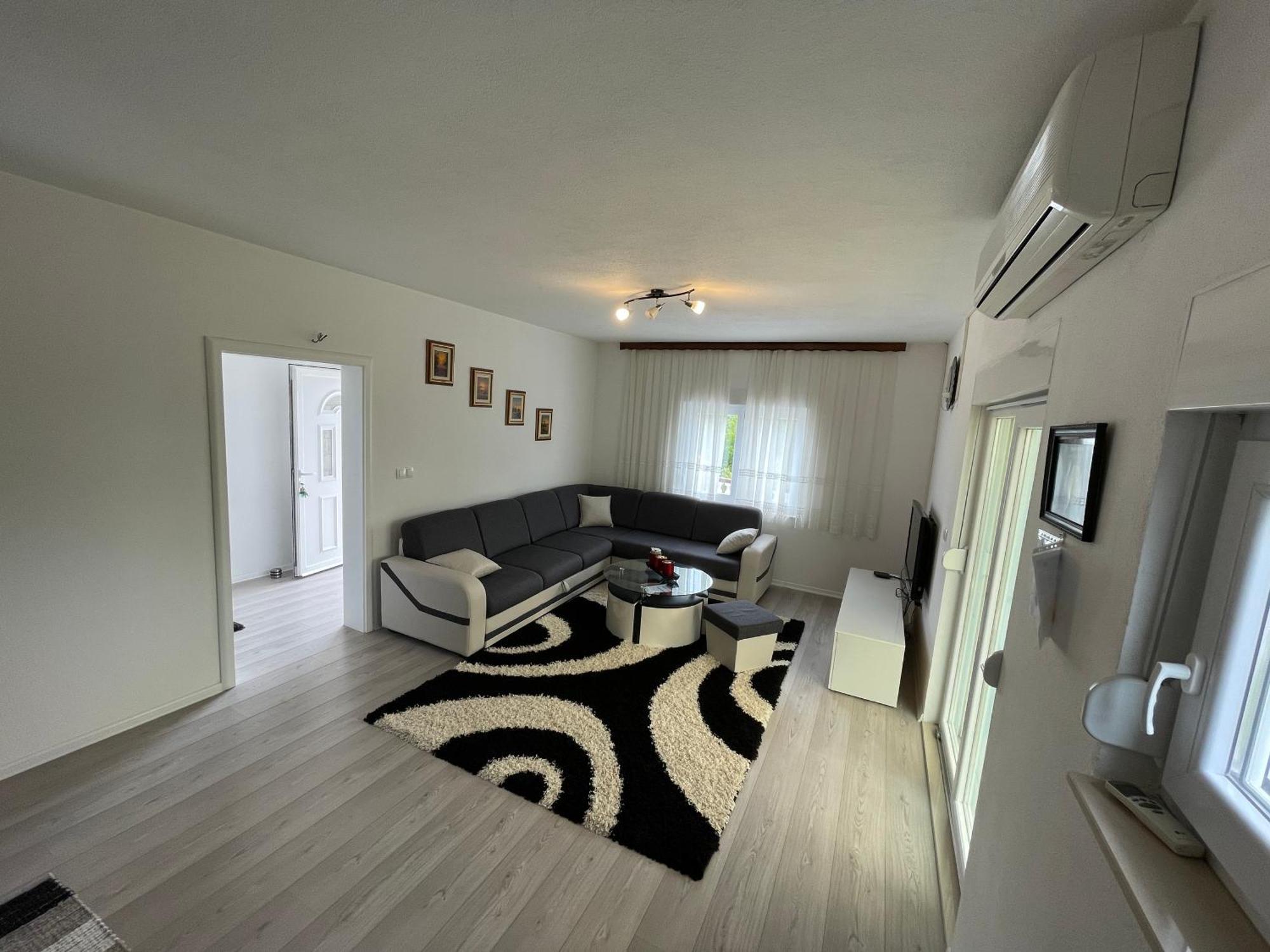 Sunny Apartment With Swimming Pool Stolac Exterior foto