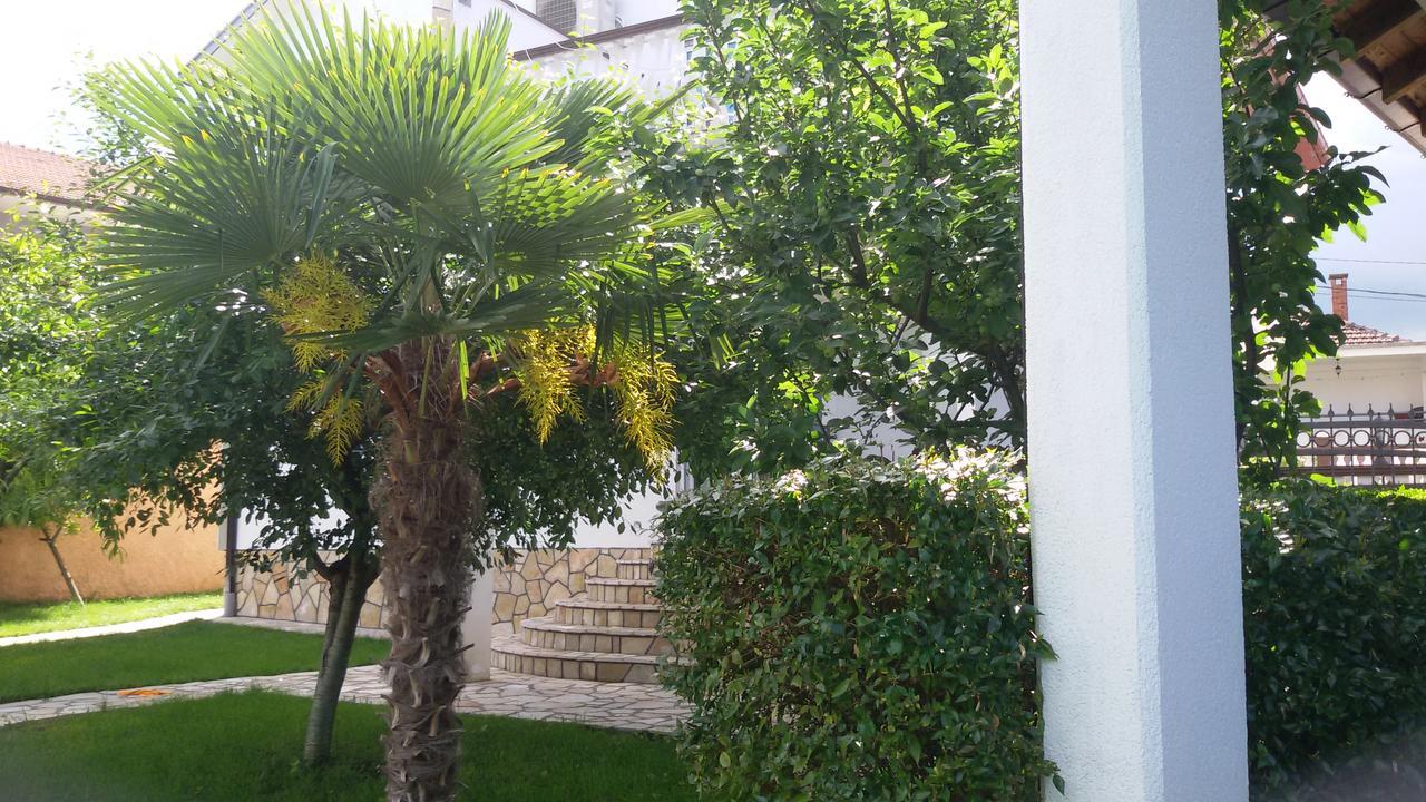 Sunny Apartment With Swimming Pool Stolac Exterior foto